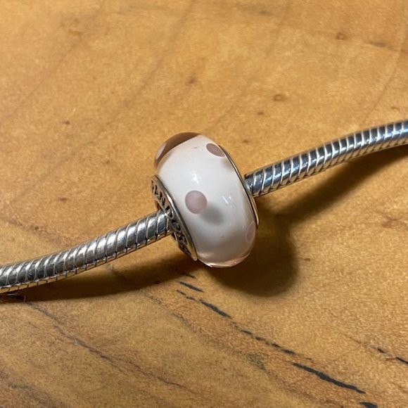 Pandora Pink Polka Dots Murano Glass Charm - Picture 1 of 4